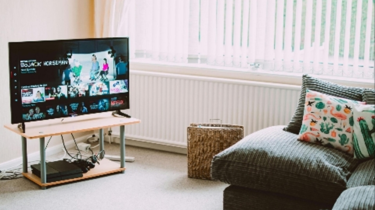 3 Cara Menjelajah Web Dengan Smart TV Anda